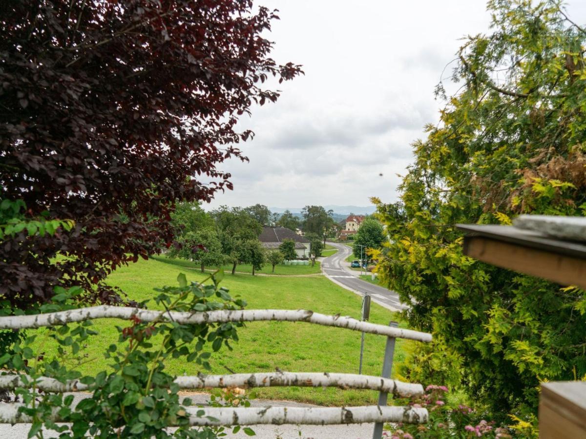 Cosy Apartment In Oed Hling With Garden Mauer bei Amstetten Exteriör bild