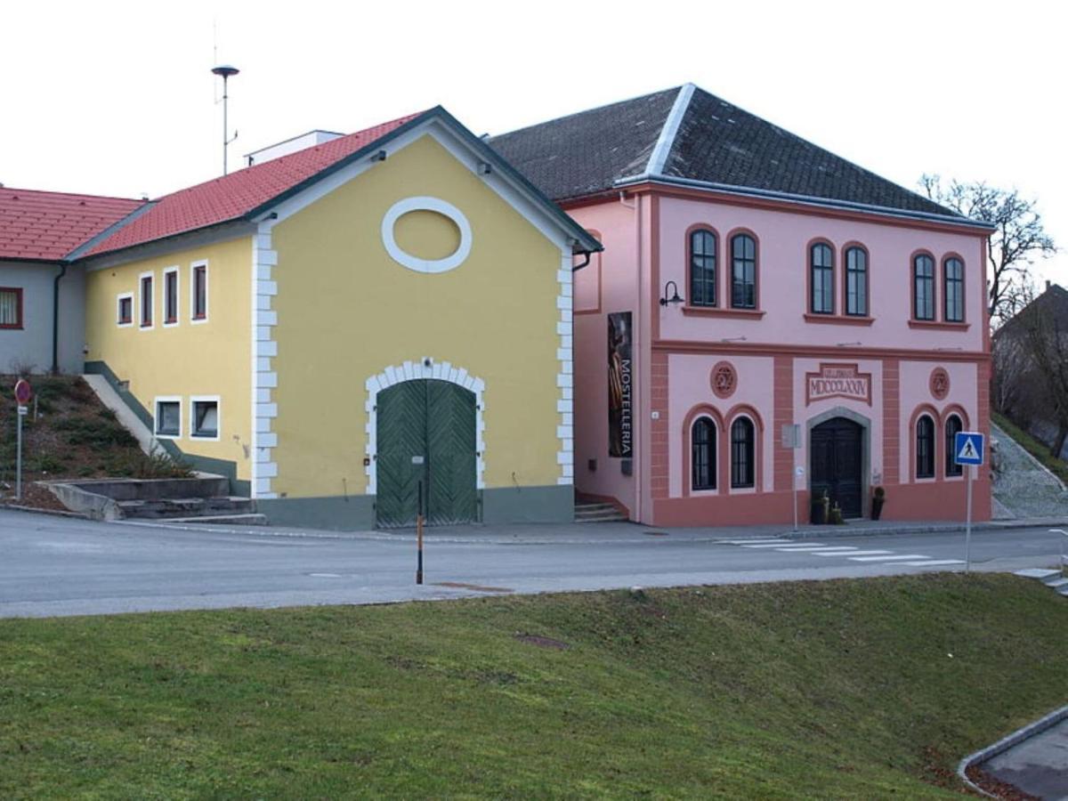 Cosy Apartment In Oed Hling With Garden Mauer bei Amstetten Exteriör bild